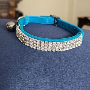 NWOT Soft blue velvet adjustable cat collar with rhinestones and a bell